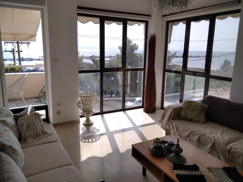 ניאה מיכאניונה Super View Seafront Apartment מראה חיצוני תמונה